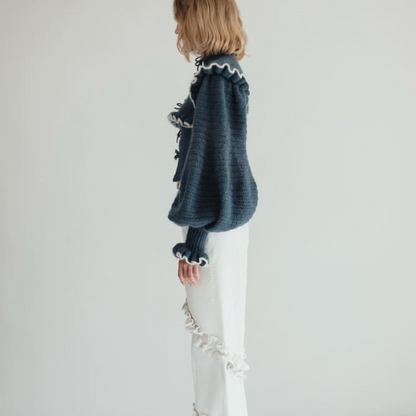 001 THE KNITTED CARDIGAN